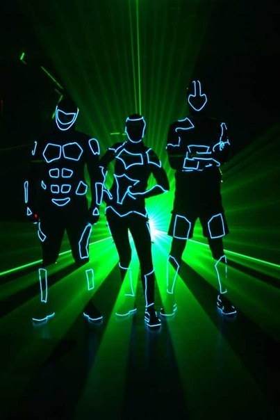 Luminous group entertainers