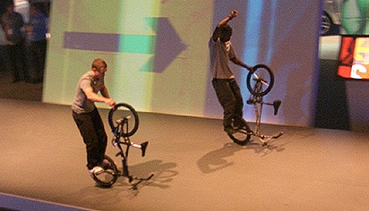 Duo BMX performers