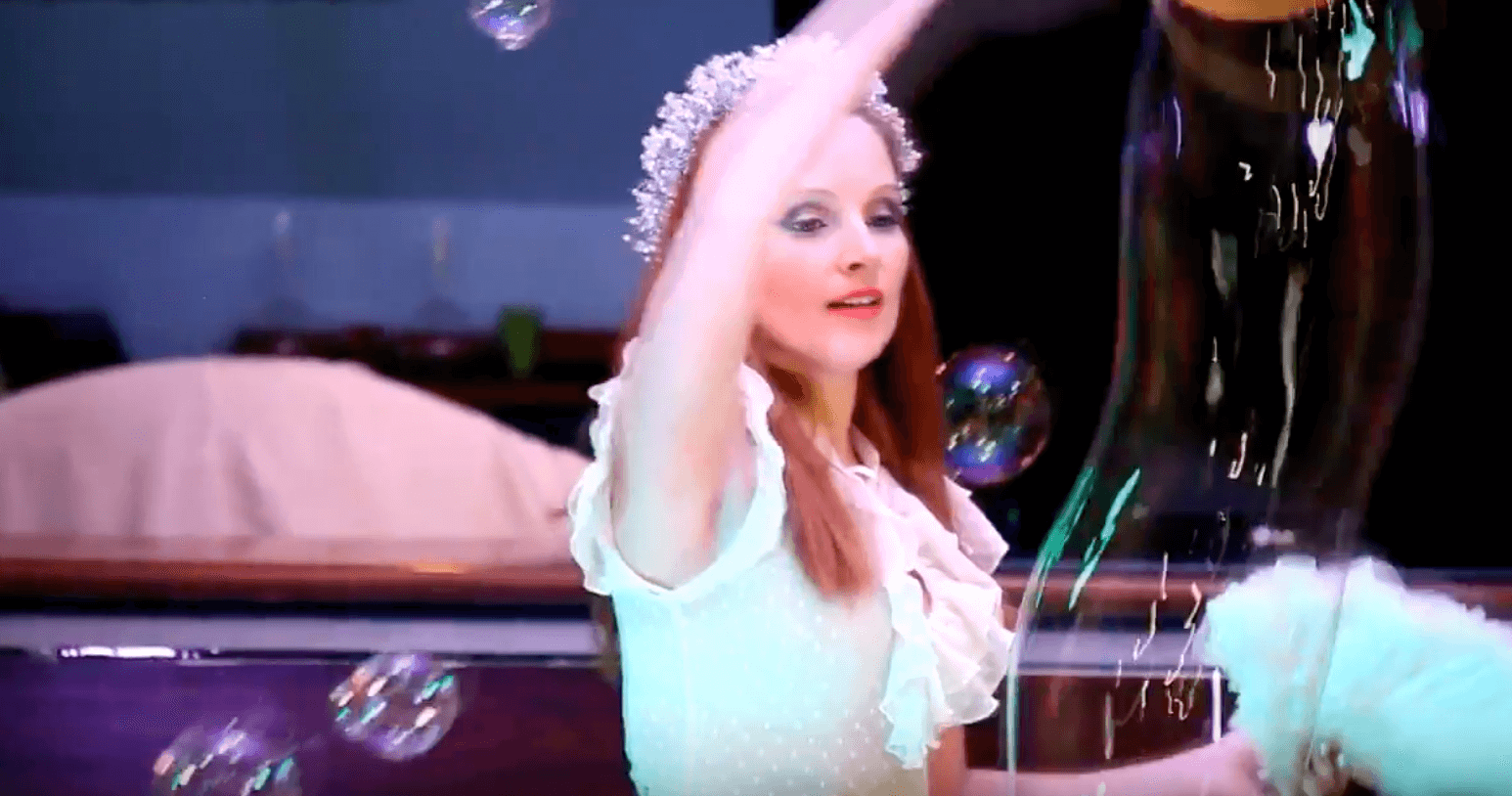 The BEST Female Bubble Performer For Events