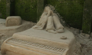Sand sculpture specialists in Saudi Arabia