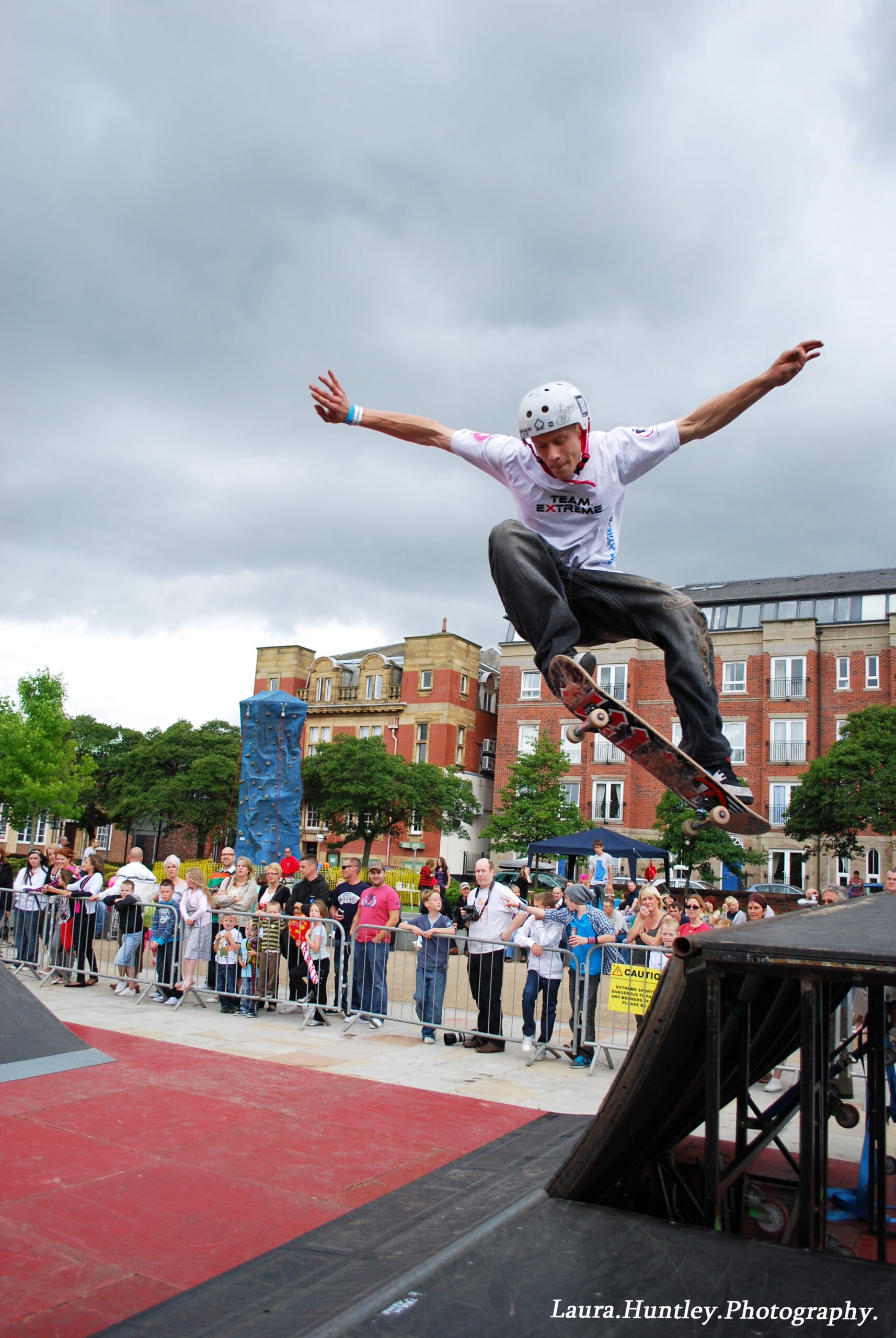 Skateboard stunt show SPECIALISTS for events in Middle East